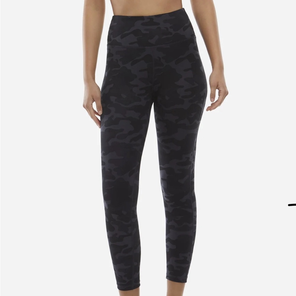 danskin camo 7/8 leggings